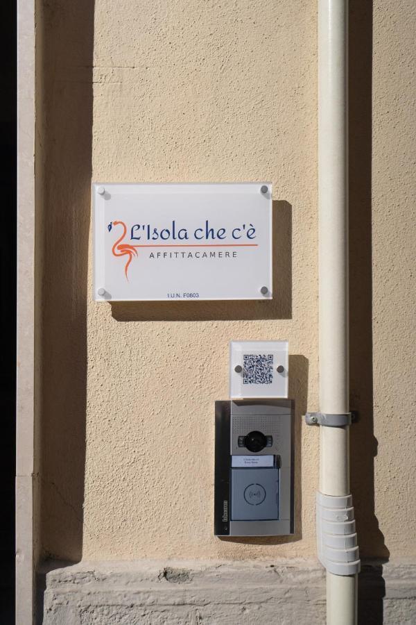 L'Isola Che C'E Hotel Cagliari Exterior foto